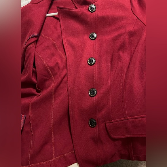 Cabi Burgandy Blazer - Picture 4 of 4